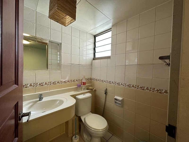 JURONG WEST ST 64 10