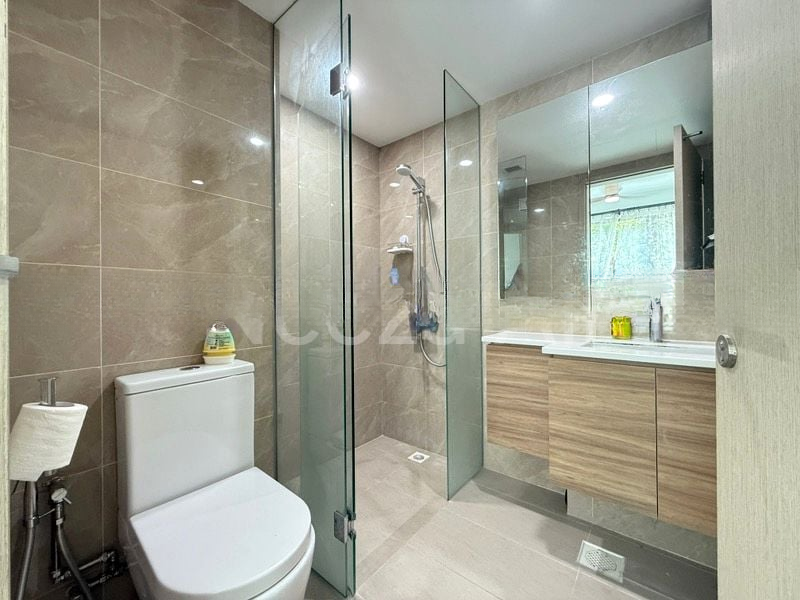 TREASURE AT TAMPINES 11