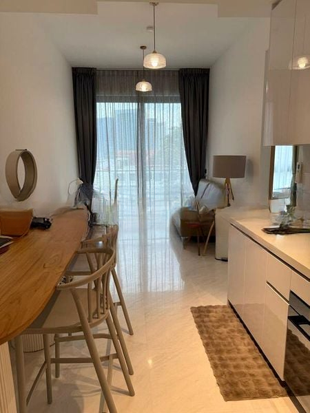 PEAK RESIDENCE 11