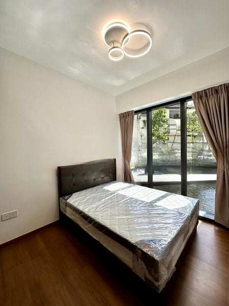 FOURTH AVENUE RESIDENCES 1