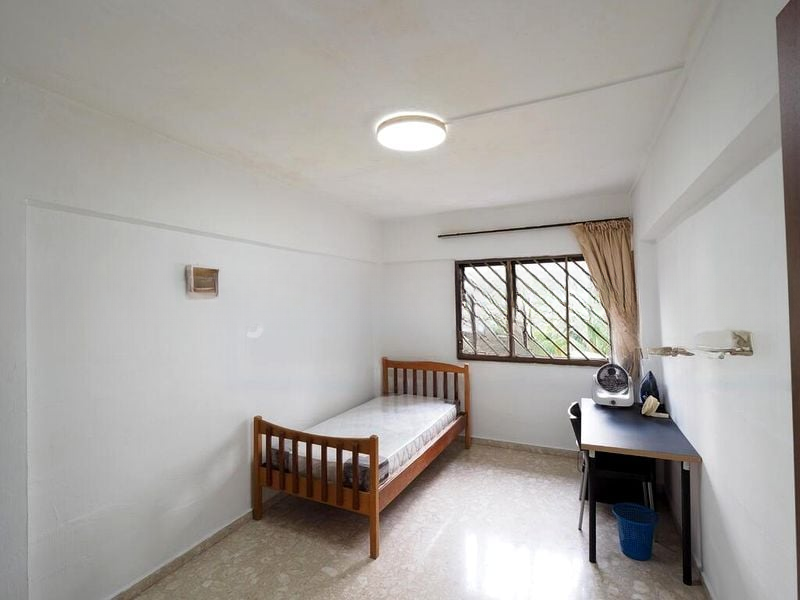 BT BATOK WEST AVE 6 4