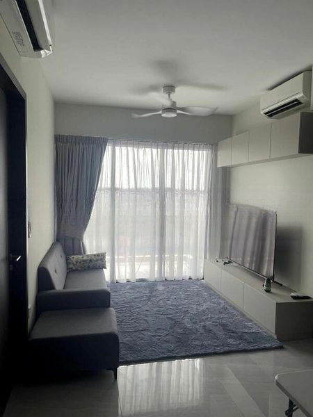 RIVERFRONT RESIDENCES 3