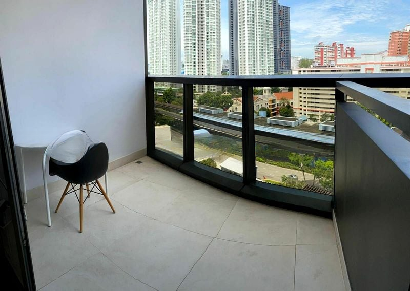 COMMONWEALTH TOWERS 6