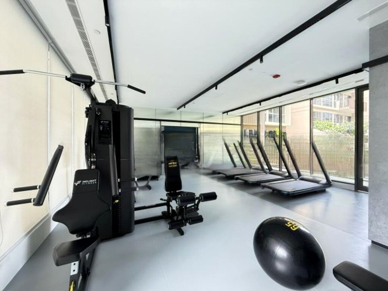 THE WATERGARDENS AT CANBERRA 9