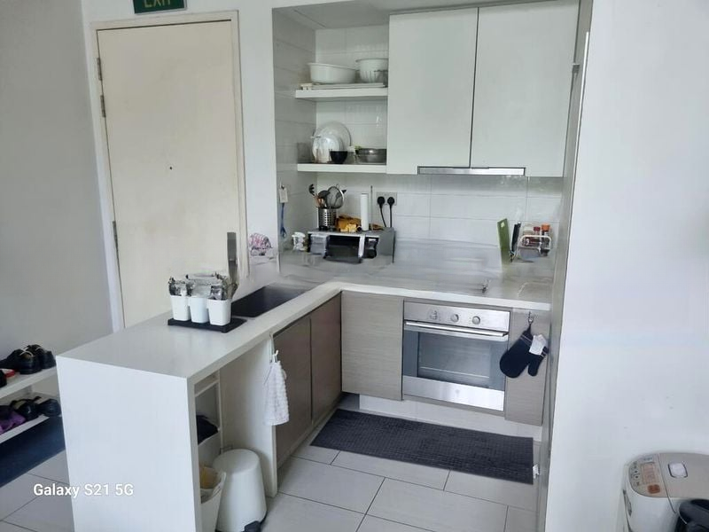 REGENCY SUITES 8