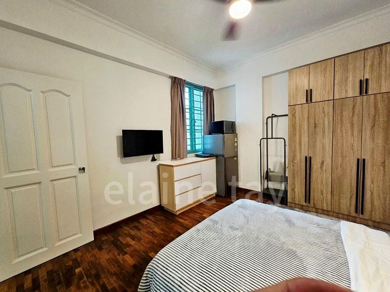 BEDOK RESERVOIR RD 4