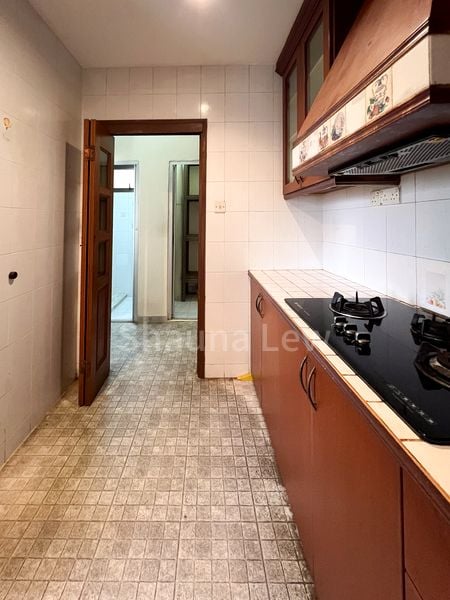 CASHEW HEIGHTS CONDOMINIUM 5