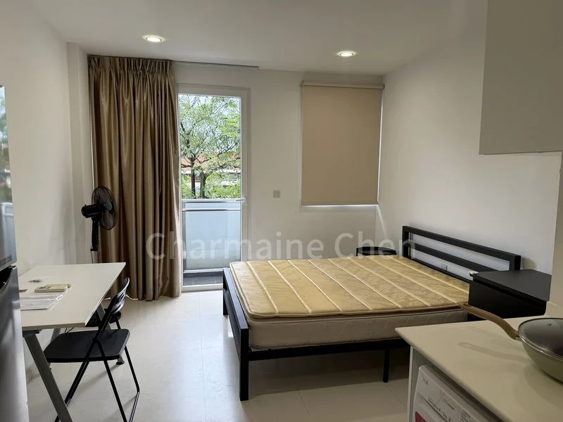 KENSINGTON SQUARE 10