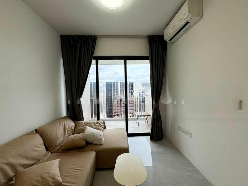 RIVERFRONT RESIDENCES 11