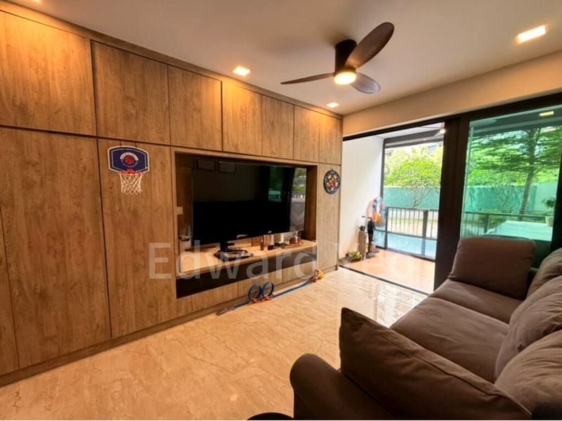 KINGSFORD WATERBAY 12