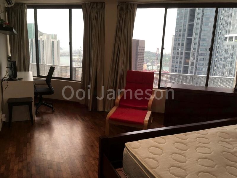 INTERNATIONAL PLAZA 15