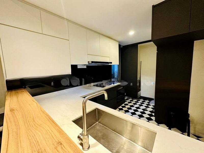 CLEMENTIWOODS CONDOMINIUM 13