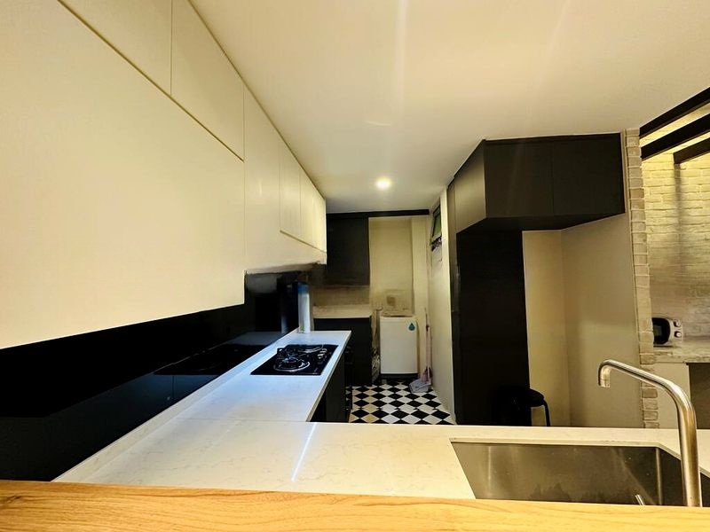 CLEMENTIWOODS CONDOMINIUM 8