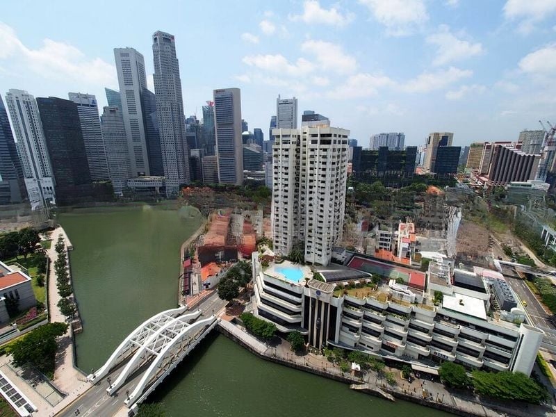 HIGH STREET CENTRE 2