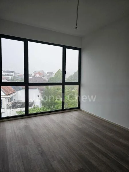 THE WATERGARDENS AT CANBERRA 6