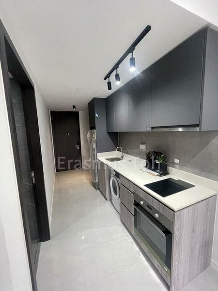 RIVERFRONT RESIDENCES 5