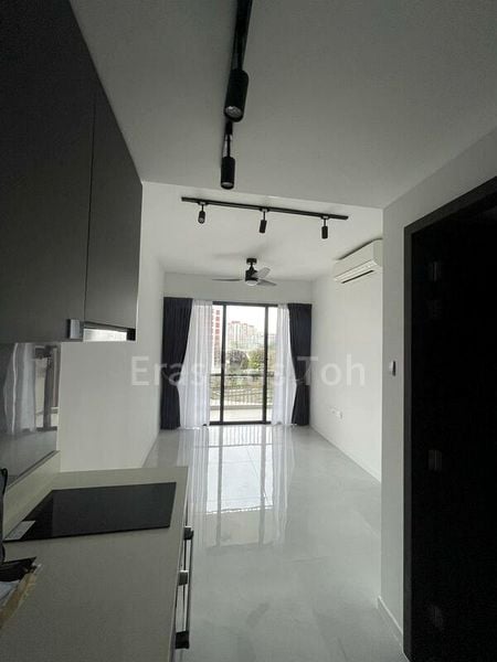 RIVERFRONT RESIDENCES 6