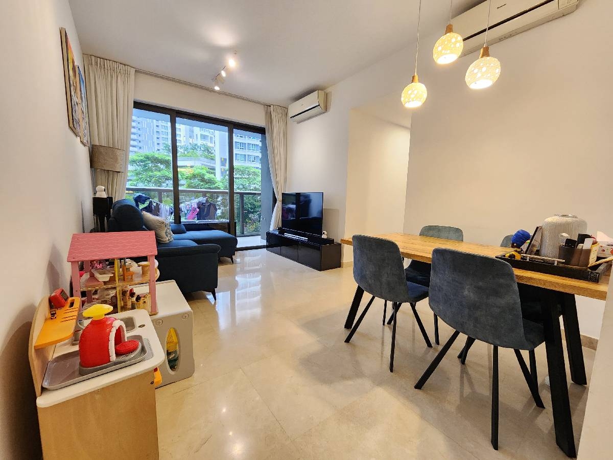 COMMONWEALTH TOWERS 18