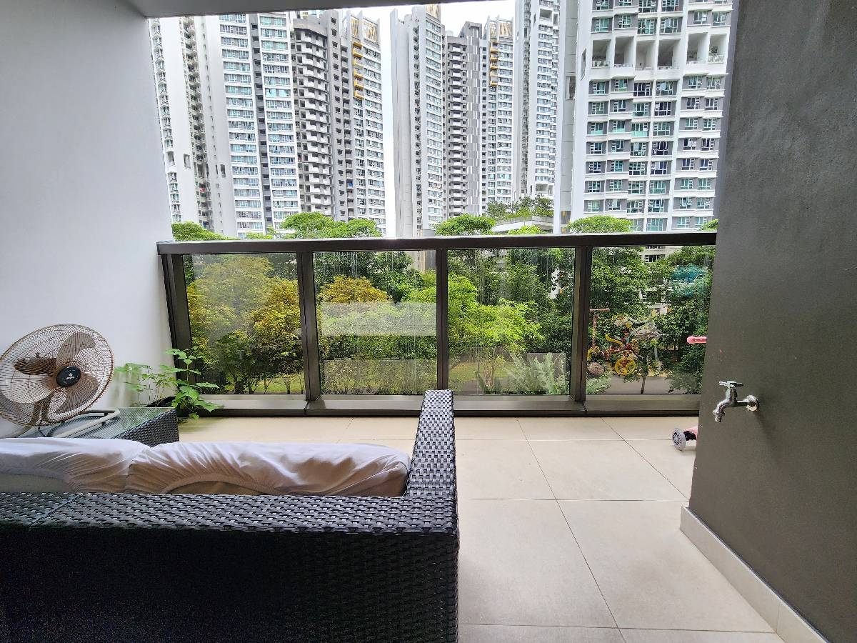 COMMONWEALTH TOWERS 31