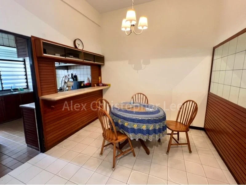 LAKEPOINT CONDOMINIUM 5