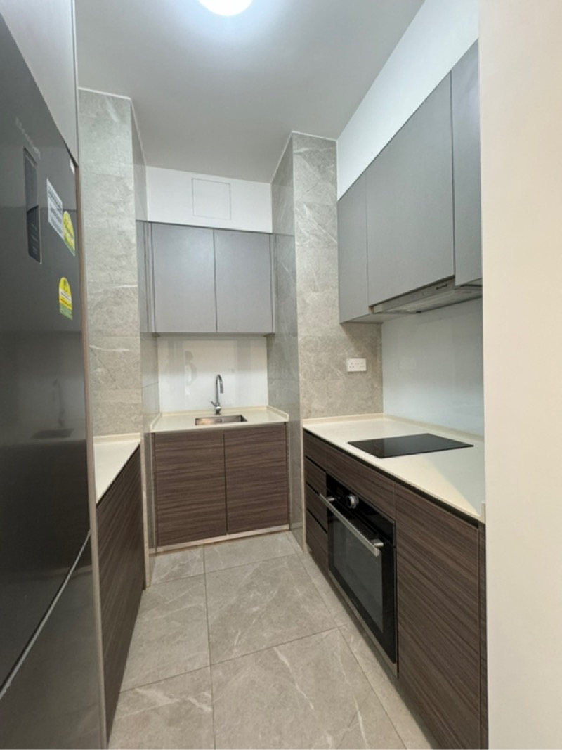 STIRLING RESIDENCES 17