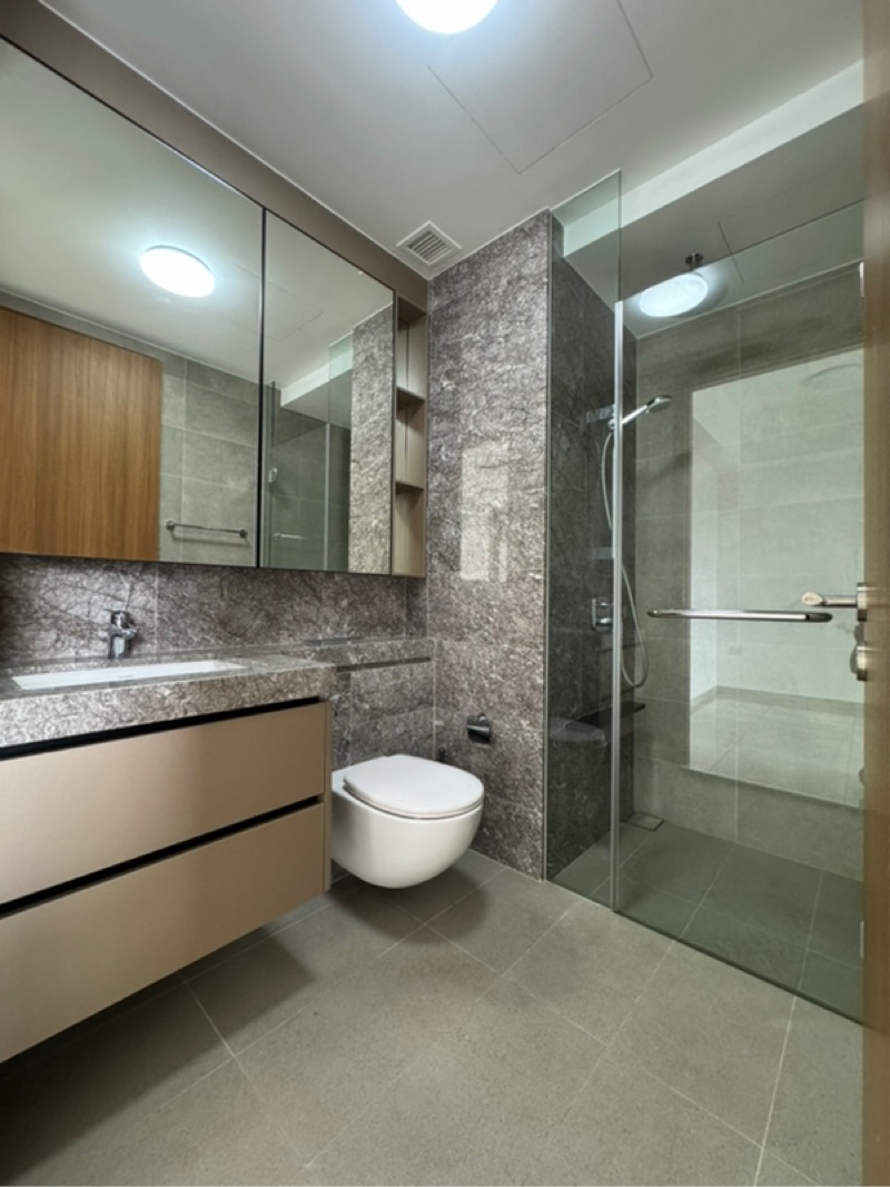 STIRLING RESIDENCES 18