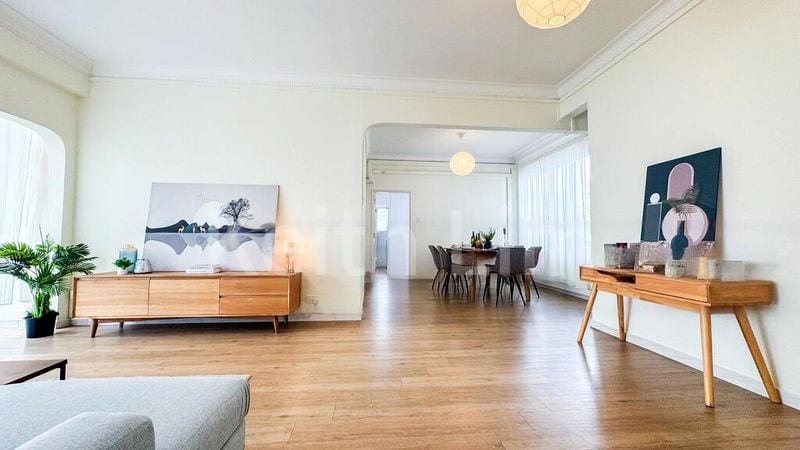 BOTANIC GARDENS MANSION 5