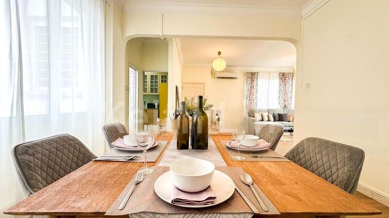 BOTANIC GARDENS MANSION 7