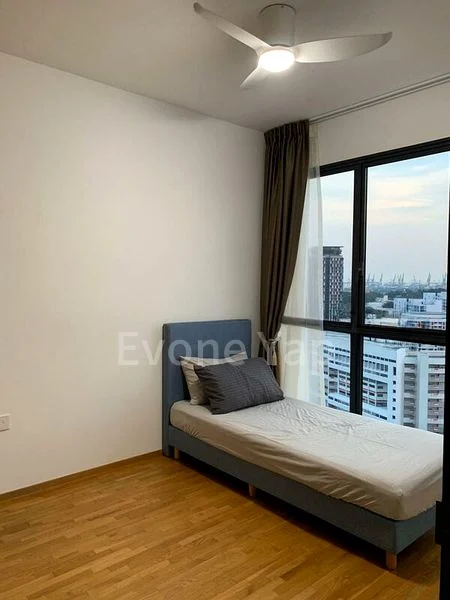 THE CLEMENT CANOPY 3