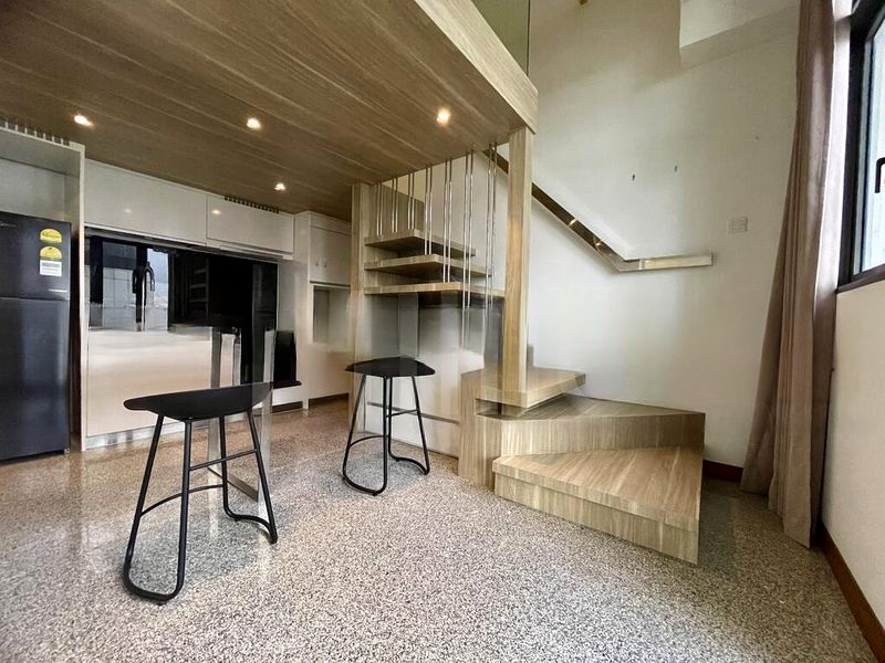 WESTCOVE CONDOMINIUM 5