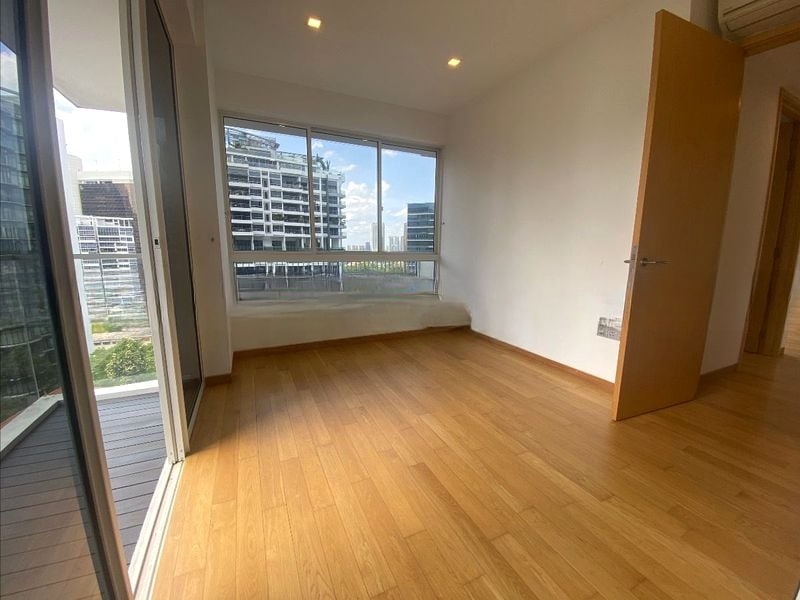 THE PEAK @ CAIRNHILL II 8