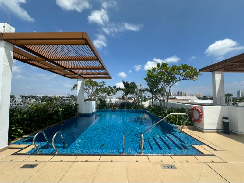 RESIDENCE TWENTY-TWO 24