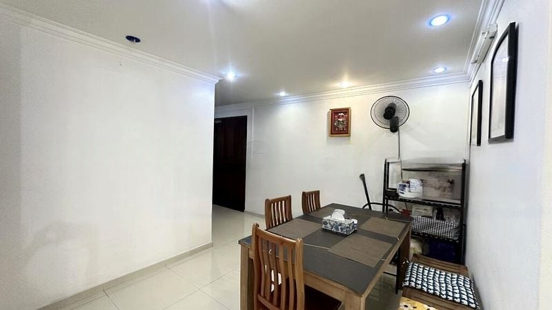 JURONG WEST ST 62 11