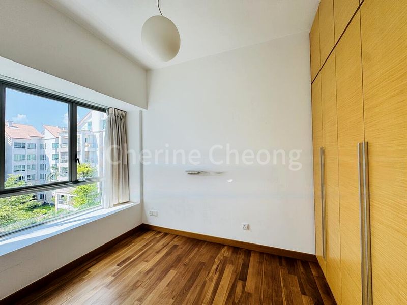 THE BERTH BY THE COVE 7