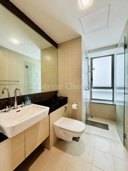 THE BERTH BY THE COVE 8