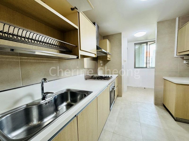 THE BERTH BY THE COVE 11