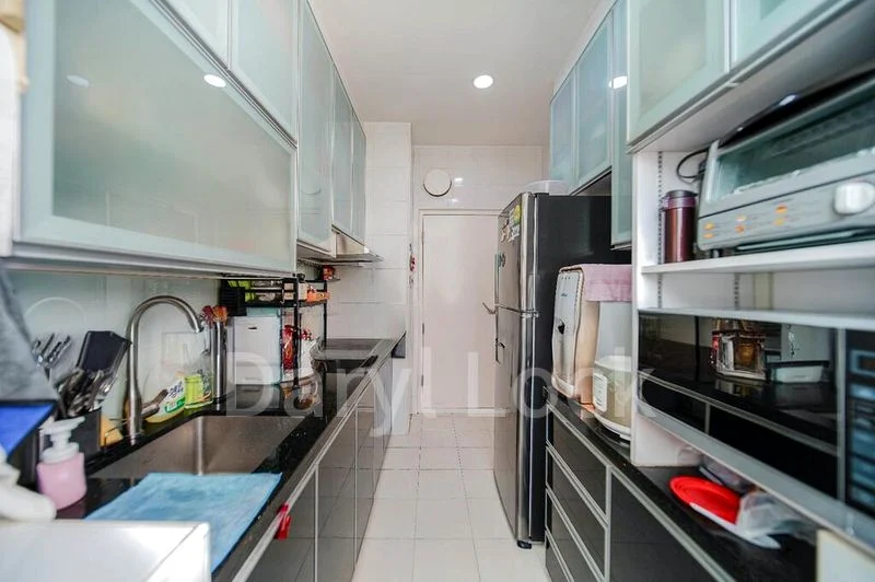 TREASURE MANSIONS 13