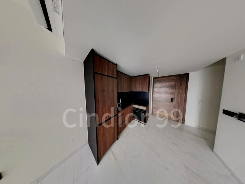 COASTLINE RESIDENCES 7