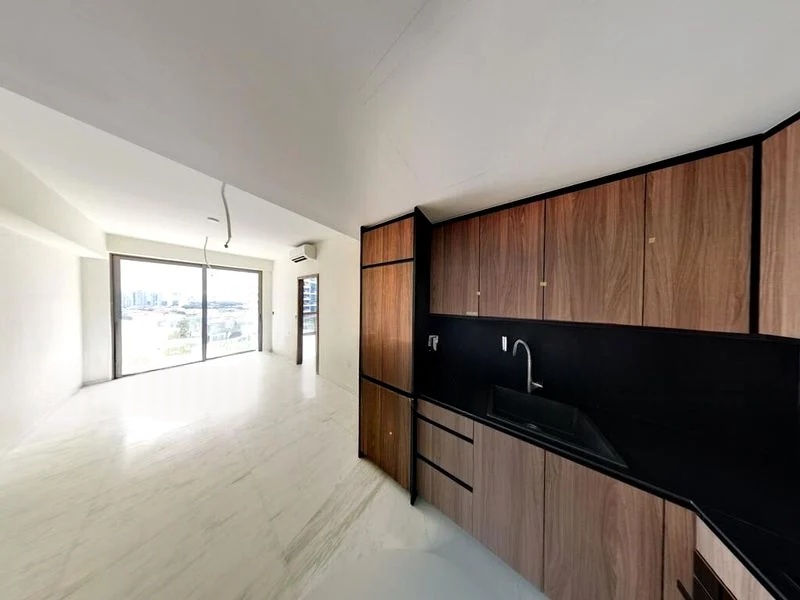 COASTLINE RESIDENCES