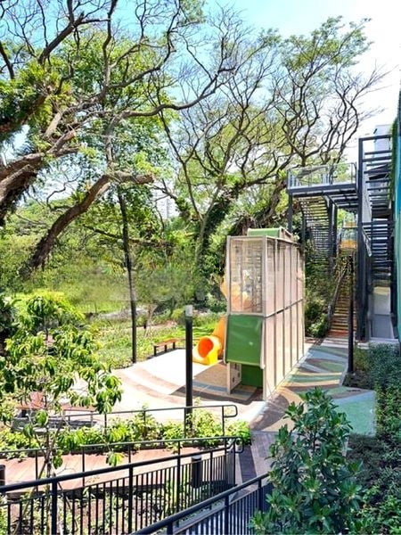 AVENUE SOUTH RESIDENCE 13