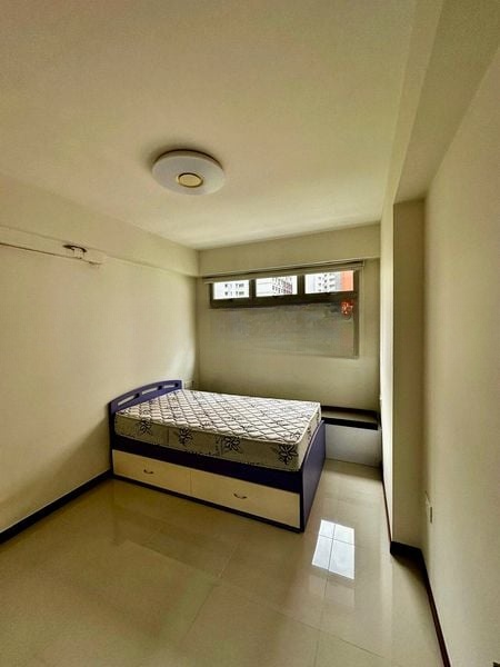 BT BATOK WEST AVE 8 11