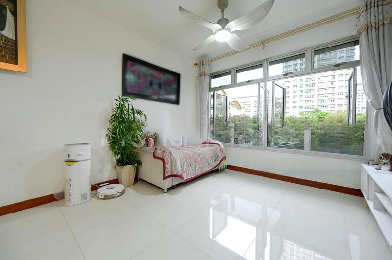 BT BATOK EAST AVE 6 15