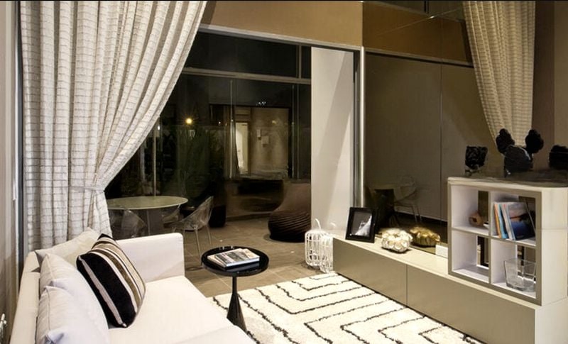 EIGHT RIVERSUITES 10