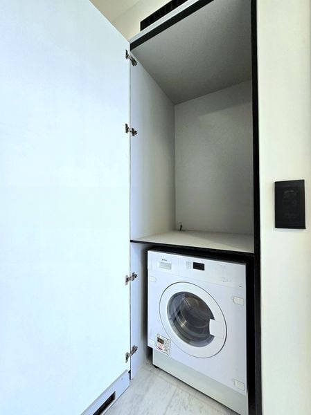 COASTLINE RESIDENCES 9