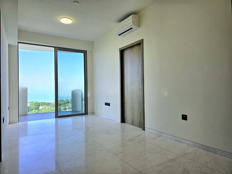 COASTLINE RESIDENCES 3