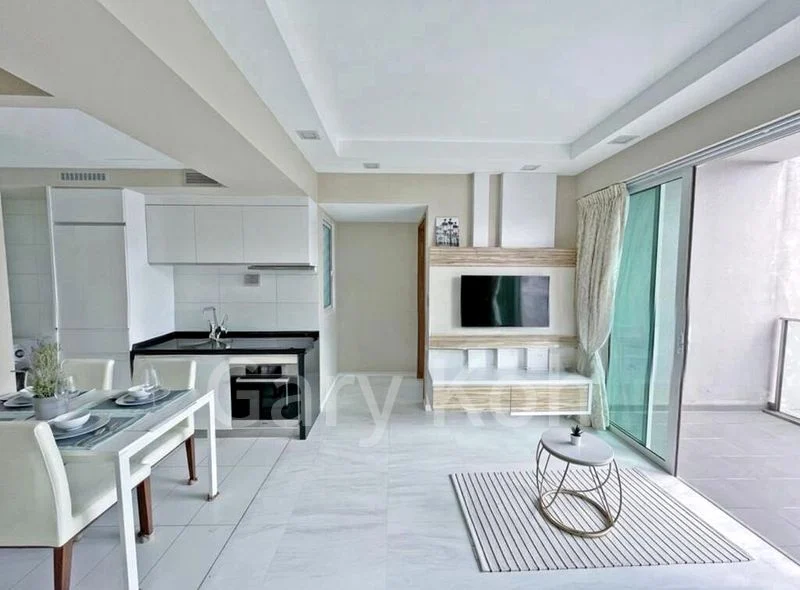 SUITES AT ORCHARD 3