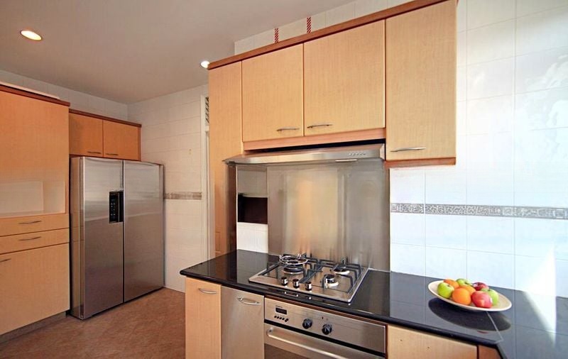 HOLT RESIDENCES 9