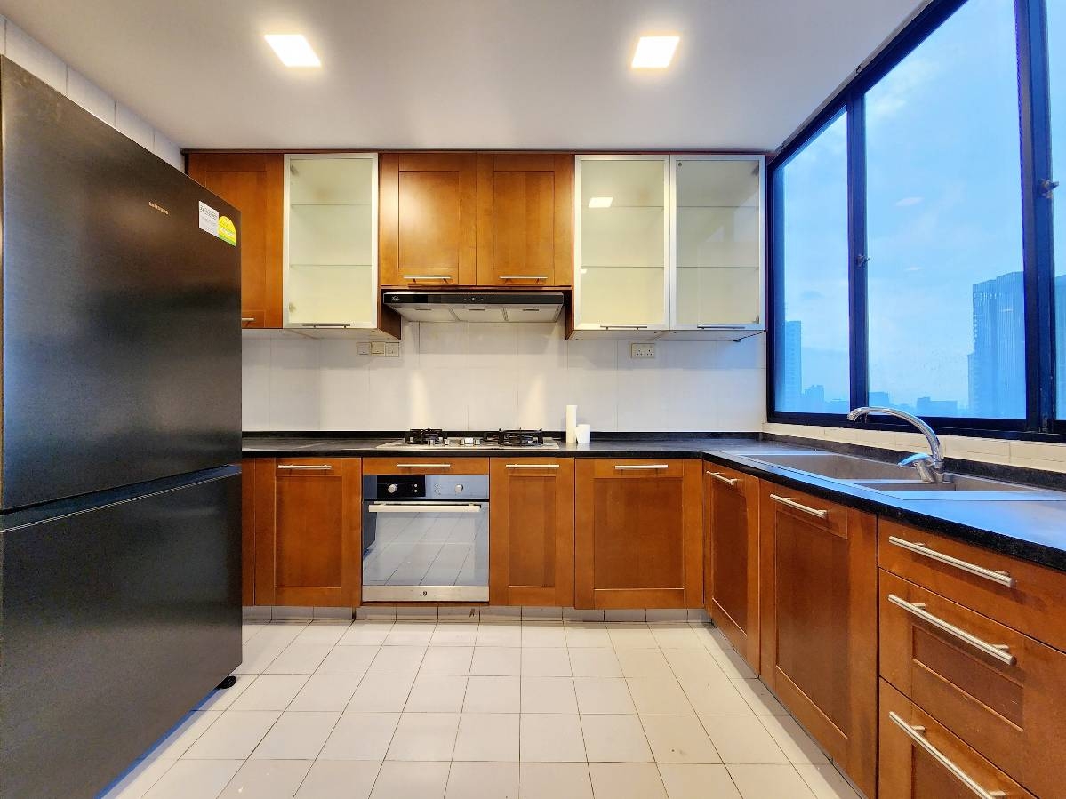 THE MORNINGSIDE 25