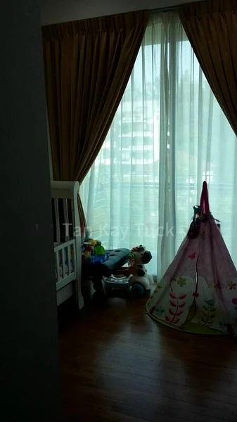 RIVIERA RESIDENCES 8