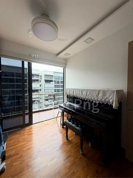 SKYPARK RESIDENCES 5